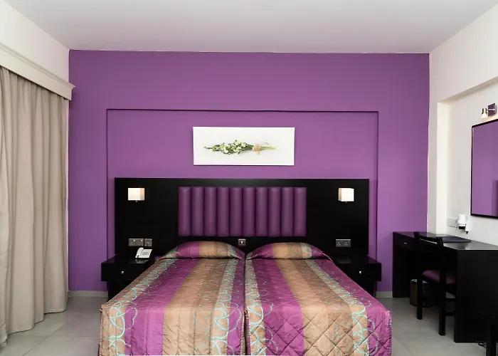 Kefalos Damon Hotel Apartments