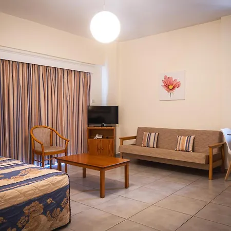 Kefalos Damon Hotel Apartments Paphos Exterior photo