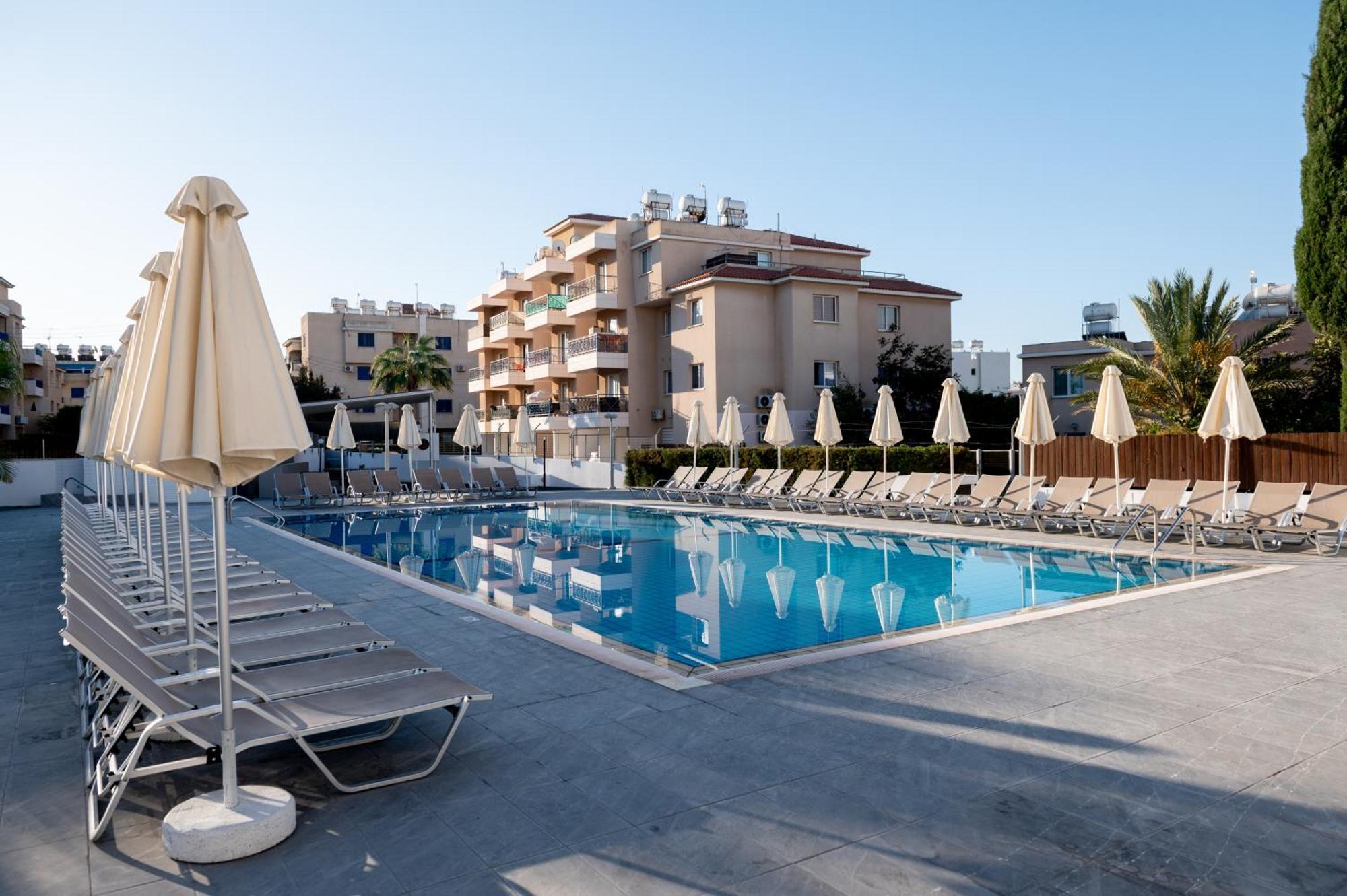 Kefalos Damon Aparthotel
