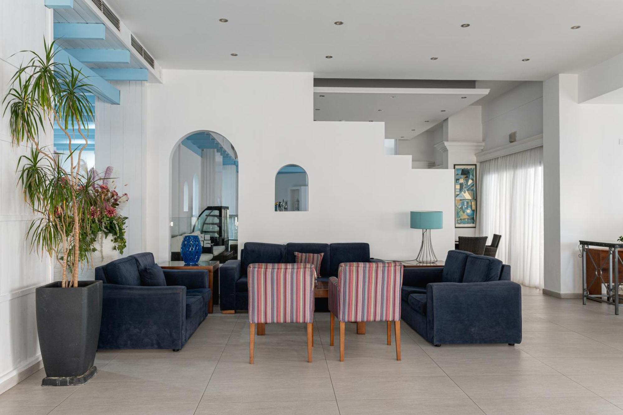 Kefalos Damon Aparthotel 3*